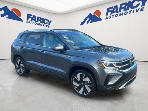 Used 2024 Volkswagen Taos SEL AWD/4WD image 5