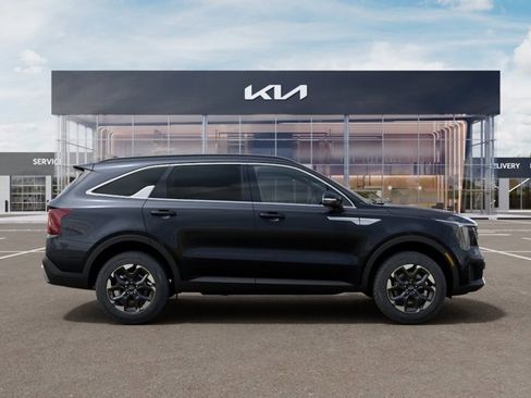 New 2026 Kia Sorento S image 7