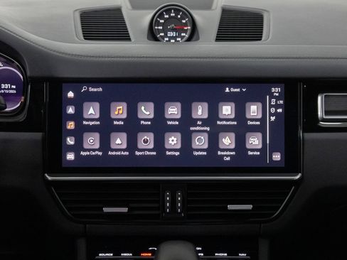 Certified 2023 Porsche Cayenne GTS AWD/4WD image 19