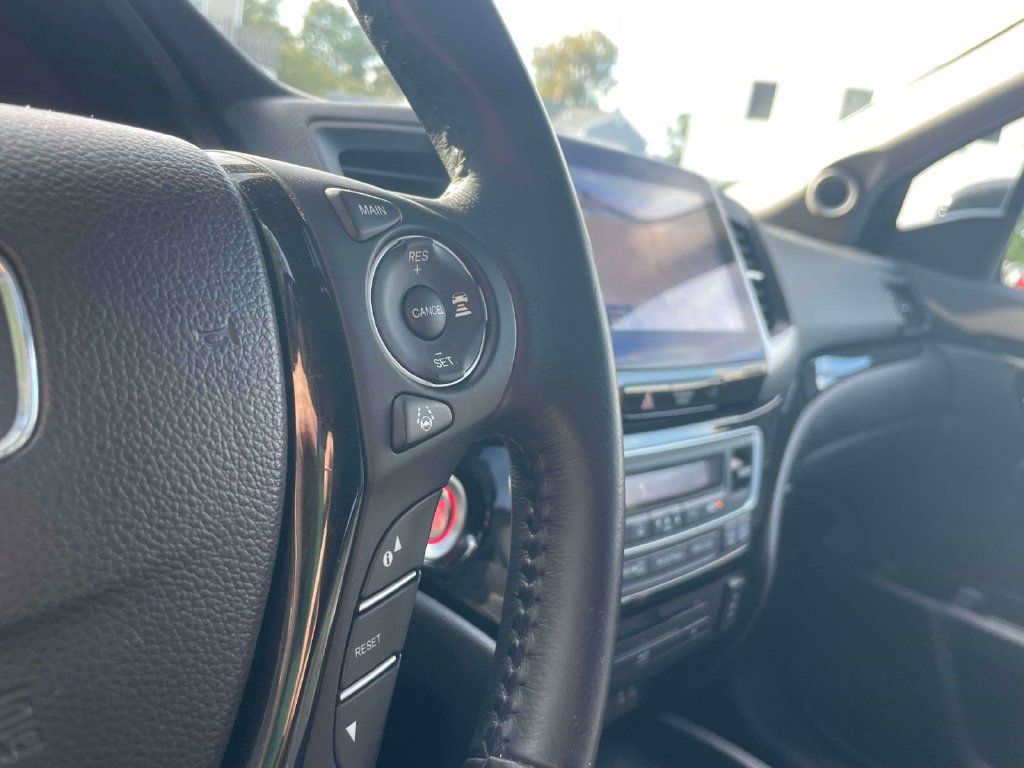 Used 2016 Honda Pilot Touring image 21