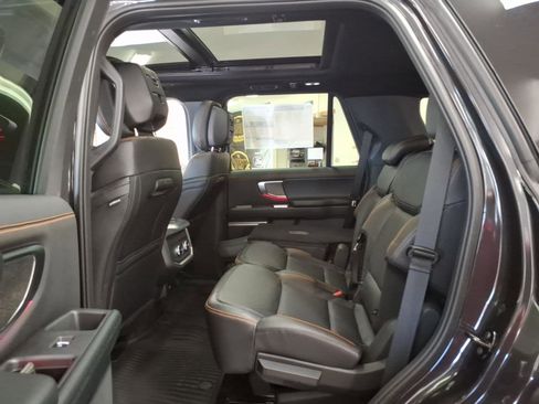 New 2026 Ford Expedition Tremor image 6