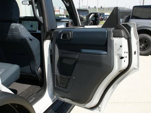 New 2026 Ford Bronco Heritage Edition AWD/4WD image 32