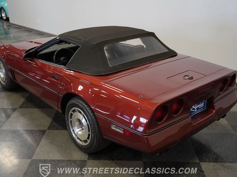 Used 1987 Chevrolet Corvette Convertible RWD image 26