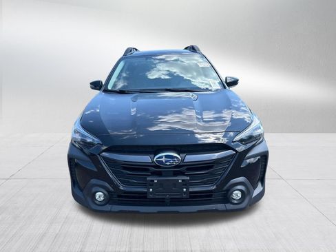 Used 2024 Subaru Outback Premium AWD/4WD image 8