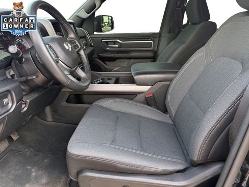 Used 2022 RAM 1500 Big Horn AWD/4WD image 9