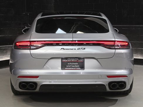 Used 2022 Porsche Panamera GTS AWD/4WD image 16