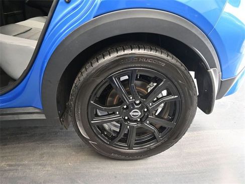 Used 2024 Nissan Kicks SR w/ SR Premium Package image 14