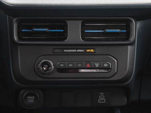 New 2026 Ford Maverick XLT AWD/4WD image 18