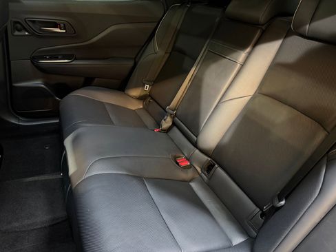 Used 2024 Toyota Crown AWD/4WD image 38