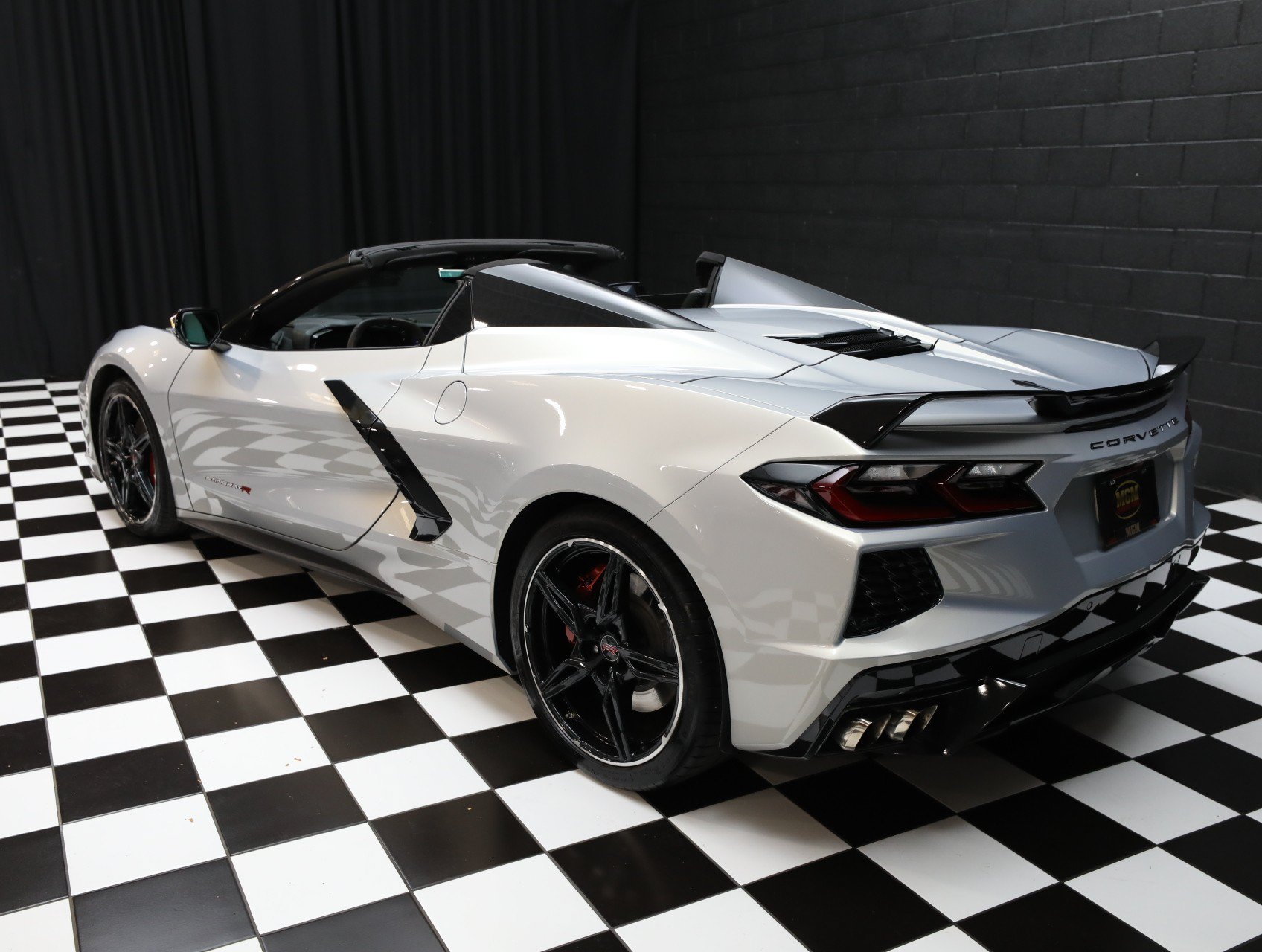 Used 2021 Chevrolet Corvette Stingray Premium Conv w/ Z51 Performance Package RWD image 47