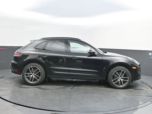 New 2026 Porsche Macan AWD/4WD image 8