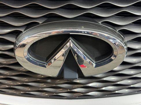 Used 2016 INFINITI QX60 Luxe w/ Premium Plus Package AWD/4WD image 22