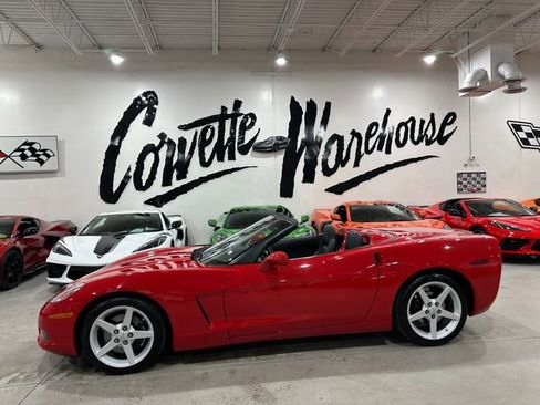 Used 2005 Chevrolet Corvette Convertible w/ Preferred Equipment Group RWD image 30