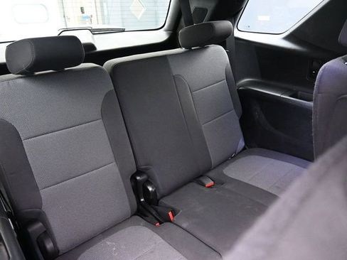 Used 2023 Chevrolet Traverse LT image 41