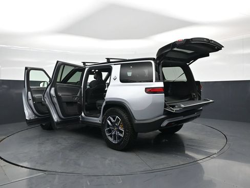 Used 2023 Rivian R1S Adventure Quad AWD/4WD image 36