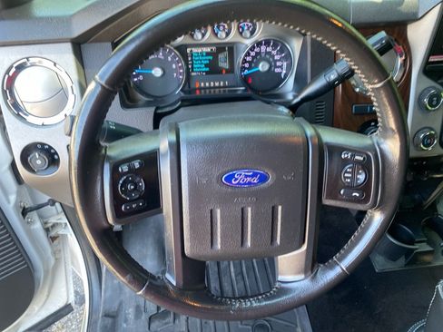 Used 2013 Ford F250 Lariat w/ Chrome Pkg AWD/4WD image 11