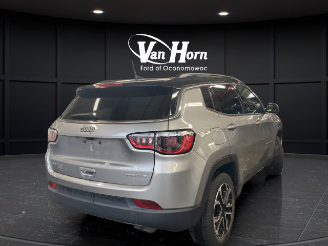 Used 2022 Jeep Compass Limited w/ Sun and Sound Group AWD/4WD image 7