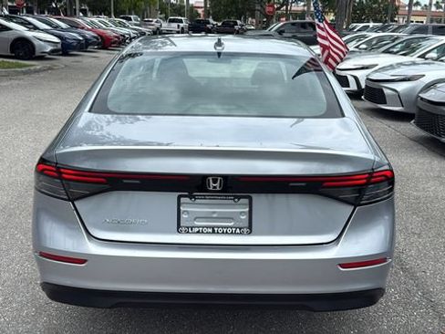 Used 2025 Honda Accord LX image 6