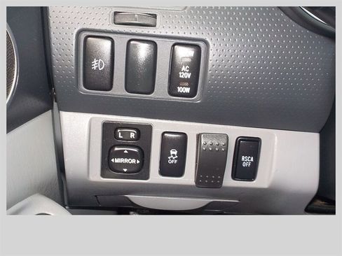 Used 2013 Toyota Tacoma 4x4 Double Cab w/ TRD Sport Pkg image 21