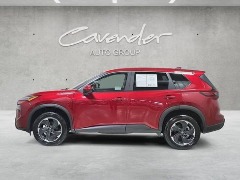 Used 2025 Nissan Rogue SV image 13