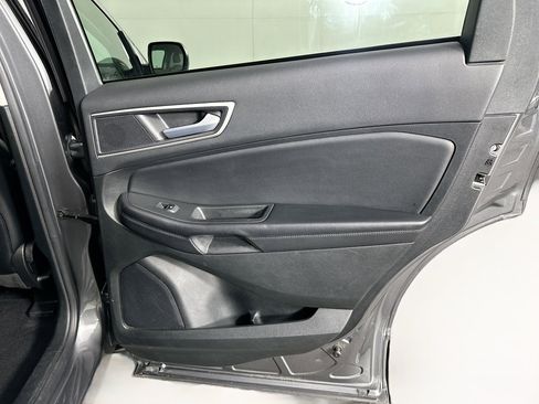 Used 2023 Ford Edge SEL image 28