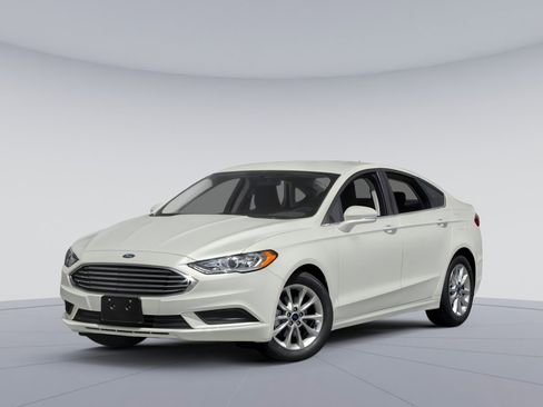 Used 2017 Ford Fusion SE w/ Fusion SE Technology Package image 1