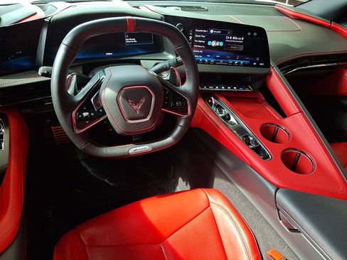 Used 2026 Chevrolet Corvette Z06 w/ Stealth Interior Trim Package RWD image 2