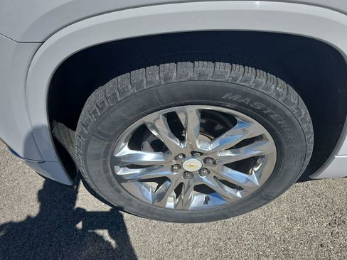 Used 2018 Chevrolet Traverse High Country image 9