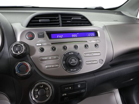 Used 2011 Honda Fit image 30