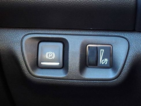 Used 2021 GMC Acadia SLE w/ Driver Convenience Package image 23