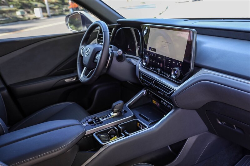 Used 2026 Lexus TX 350 FWD w/ Technology Package image 23