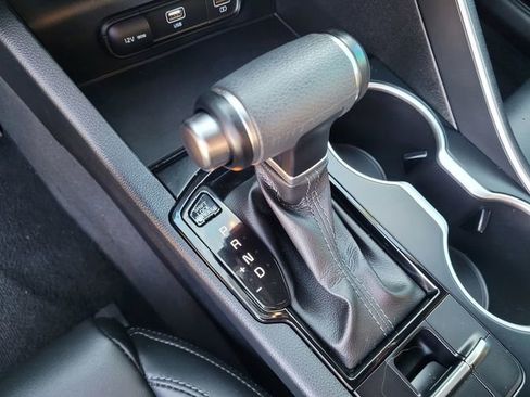 Used 2022 Kia K5 GT-Line image 16
