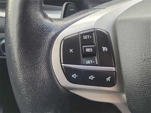 Used 2021 Ford Explorer XLT w/ Equipment Group 202A image 13