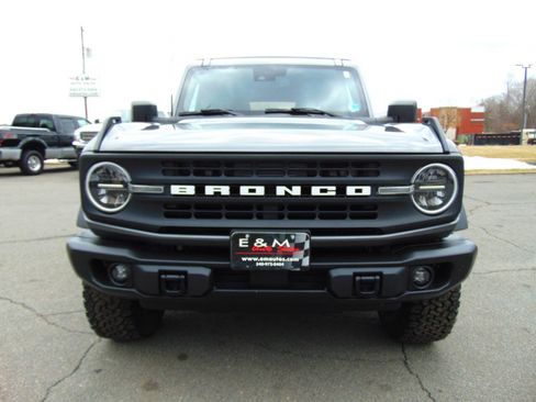 Used 2022 Ford Bronco Black Diamond AWD/4WD image 3