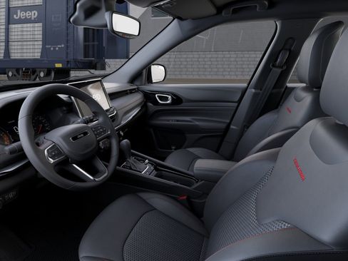 New 2026 Jeep Compass Trailhawk image 30