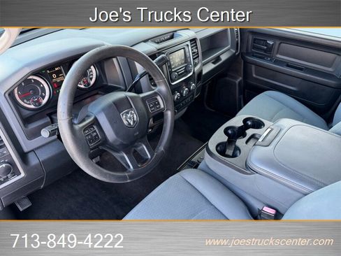 Used 2017 RAM 3500 Tradesman w/ Chrome Appearance Group image 19