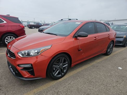 Used 2021 Kia Forte GT-Line w/ GT-Line Premium Package image 3