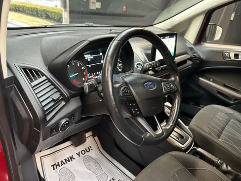 Used 2019 Ford EcoSport SE w/ SE Convenience Package image 11