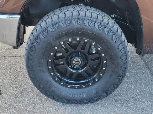 Used 2017 Toyota Tundra Limited image 10