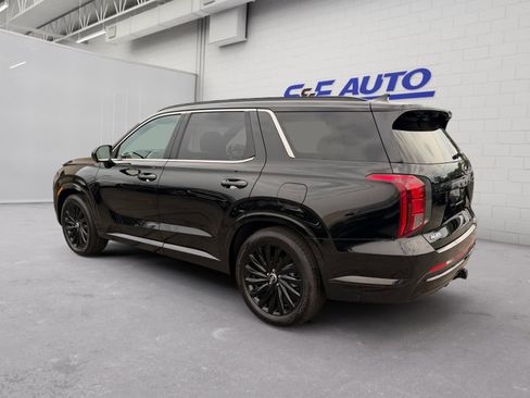 Used 2025 Hyundai Palisade Calligraphy AWD/4WD image 3