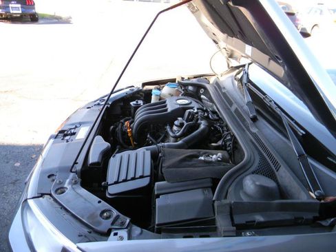 Used 2011 Volkswagen Jetta S image 21