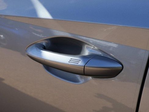 New 2026 Hyundai Tucson Limited image 21