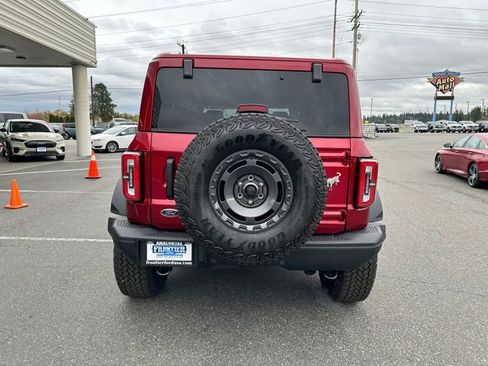 New 2025 Ford Bronco Badlands image 4
