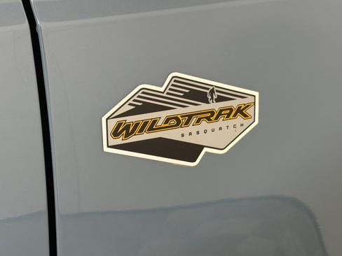 Used 2022 Ford Bronco Wildtrak AWD/4WD image 27