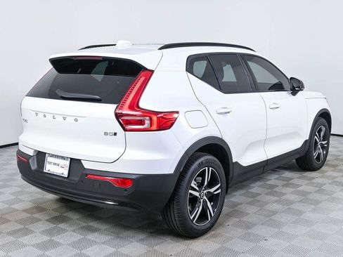 Used 2026 Volvo XC40 B5 Core AWD/4WD image 29