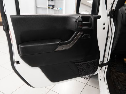 Used 2015 Jeep Wrangler Unlimited Sport w/ Quick Order Package 24S image 16