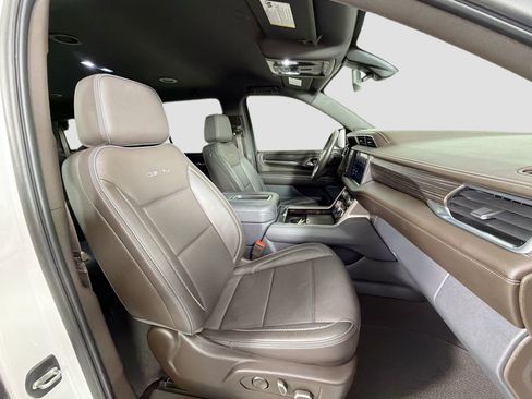 Used 2022 GMC Yukon Denali w/ Max Trailering Package image 34