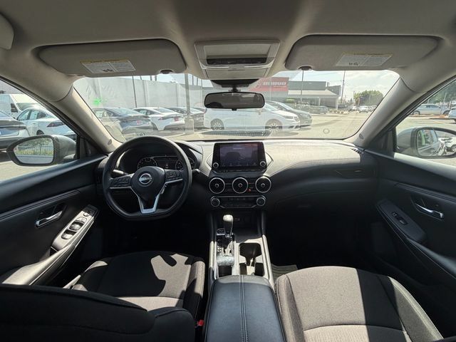Used 2024 Nissan Sentra SV FWD image 30