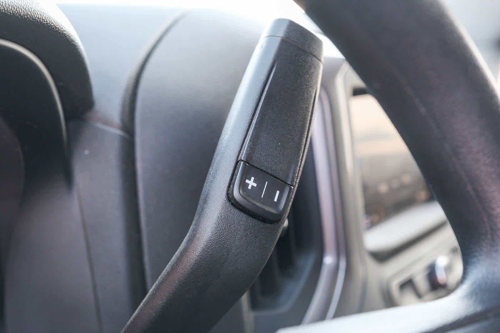 Used 2022 Chevrolet Silverado 1500 Custom RWD image 21
