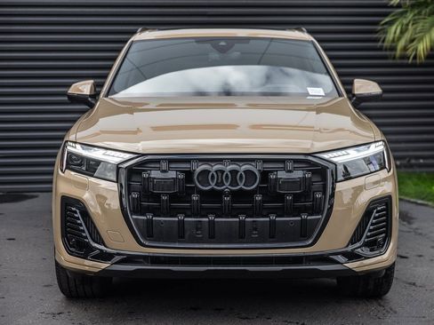 Used 2025 Audi Q7 3.0T Prestige image 7